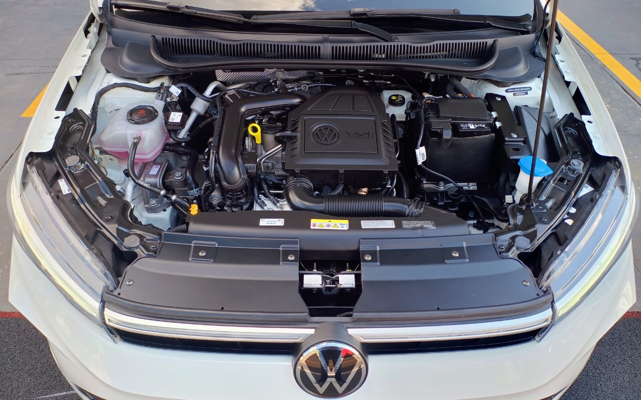 imagem-https://www.socarrao.com.br/sc-vehicle-images-prod/897419/1772569793562-VlcgTklWVVMgMS4wIDIwMCBUU0kgVE9UQUwgRkxFWCBISUdITElORSBBVVRPTcOBVElDTyAyMDI1IEJSQU5DTyAyMC5qcGc.jpg