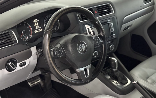 imagem-https://www.socarrao.com.br/sc-vehicle-images-prod/897865/1789760095041-vehicle_image_1772616953_d9a97265f8a6a1dbe3e2ed82fc2067c3.jpeg