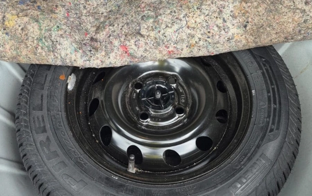 imagem-https://www.socarrao.com.br/sc-vehicle-images-prod/898412/1772633733794-V2hhdHNBcHAgSW1hZ2UgMjAyNi0wMy0wNCBhdCAxMS4wMi40NiAoMykuanBlZw.jpeg