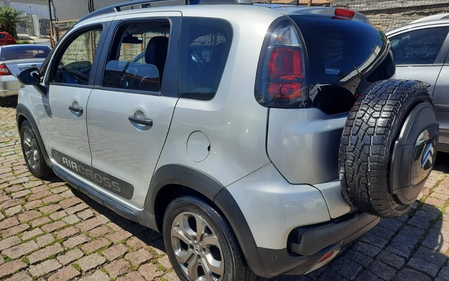imagem-https://www.socarrao.com.br/sc-vehicle-images-prod/898664/1772632739301-SU1HLTIwMjYwMzAzLVdBMDAwNS5qcGc.jpg