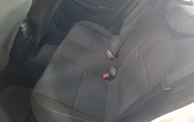 imagem-https://www.socarrao.com.br/sc-vehicle-images-prod/898699/1772633197359-V2hhdHNBcHAgSW1hZ2UgMjAyNi0wMi0yNCBhdCAwOS41Ni40OWUuanBlZw.jpeg