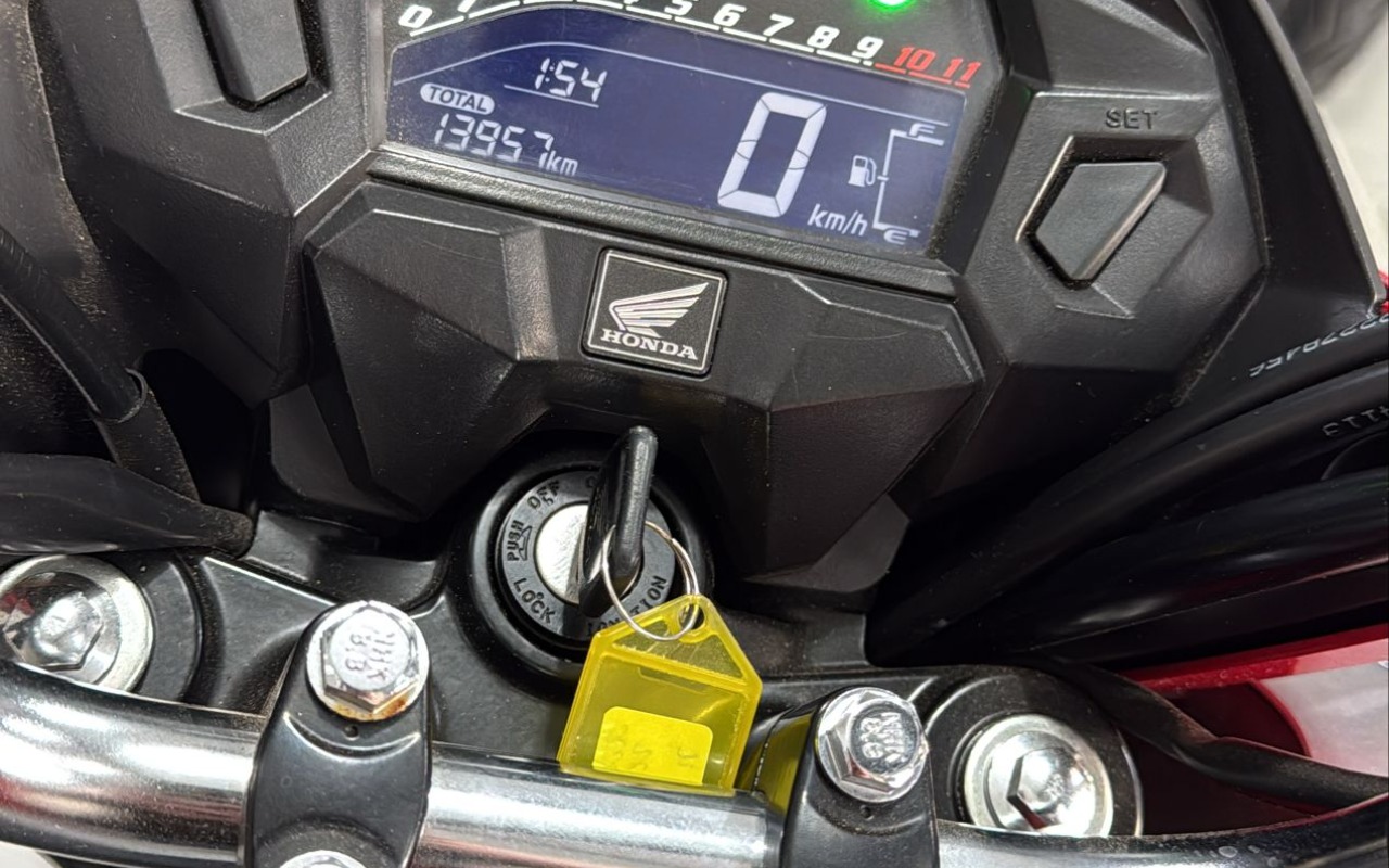 imagem-https://www.socarrao.com.br/sc-vehicle-images-prod/898748/1777384591270-V2hhdHNBcHAgSW1hZ2UgMjAyNi0wNC0yNyBhdCAxNy4yOS40NC5qcGVn.jpeg