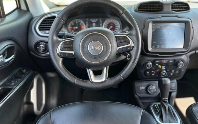 imagem-https://www.socarrao.com.br/sc-vehicle-images-prod/898753/1772633953740-dded7610b32545a7be906f9c2accdb5a_1772633741775.jpeg