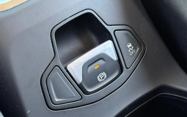 imagem-https://www.socarrao.com.br/sc-vehicle-images-prod/898753/1772633953745-d68d69a761e649b09c8fac7a81d3e50f_1772633744968.jpeg