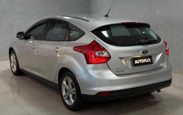 imagem-https://www.socarrao.com.br/sc-vehicle-images-prod/898816/1772824693336-7861519_2_B_88cb0aec76.jpeg