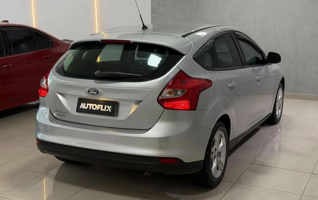 imagem-https://www.socarrao.com.br/sc-vehicle-images-prod/898816/1772824693337-7861519_3_B_977924de13.jpeg