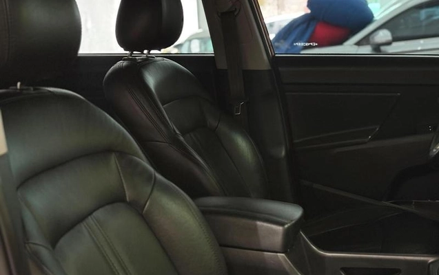 imagem-https://www.socarrao.com.br/sc-vehicle-images-prod/898885/1772646790382-7861997_8_B_4646cee98e.jpeg