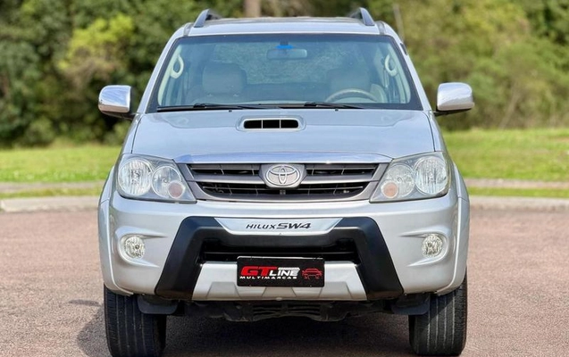 imagem-https://www.socarrao.com.br/sc-vehicle-images-prod/898946/1790975555188-6014329_15_B_d1752e7117.jpeg