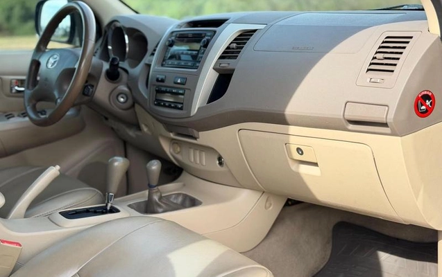 imagem-https://www.socarrao.com.br/sc-vehicle-images-prod/898946/1790975555197-6014329_5_B_dade643c38.jpeg