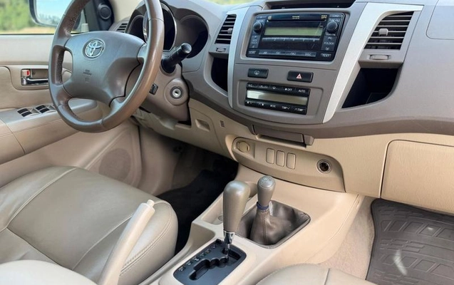 imagem-https://www.socarrao.com.br/sc-vehicle-images-prod/898946/1790975555201-6014329_8_B_ba4aaeb8b1.jpeg