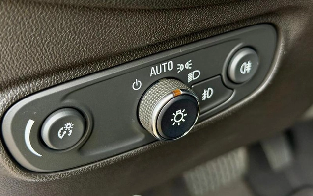 imagem-https://www.socarrao.com.br/sc-vehicle-images-prod/898947/1791402231551-7239456_16_B_c637974eb7.jpeg