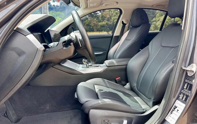imagem-https://www.socarrao.com.br/sc-vehicle-images-prod/898957/1790975573672-7604696_10_B_544e3398b6.jpeg