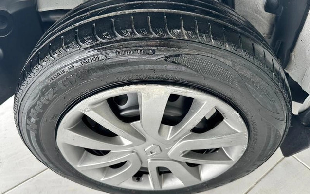 imagem-https://www.socarrao.com.br/sc-vehicle-images-prod/899238/1781183242978-7855263_18_B_3f1bc7bc2a.jpeg