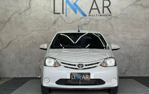 imagem-https://www.socarrao.com.br/sc-vehicle-images-prod/899271/1787342764226-7861098_0_B_298dc28772.jpeg