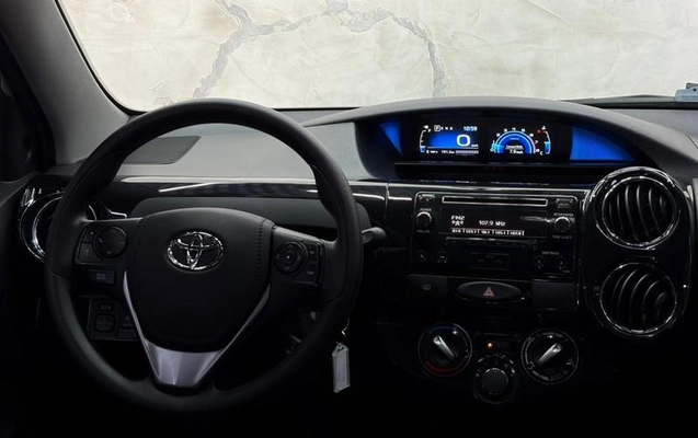 imagem-https://www.socarrao.com.br/sc-vehicle-images-prod/899271/1787342764229-7861098_0_B_1561eeb2d6.jpeg