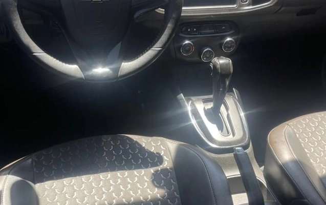 imagem-https://www.socarrao.com.br/sc-vehicle-images-prod/899553/1774379272688-gb-680dde1.jpeg