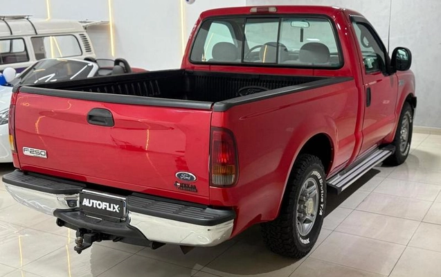 imagem-https://www.socarrao.com.br/sc-vehicle-images-prod/899559/1773513998358-7110683_14_B_02e13cd154.jpeg