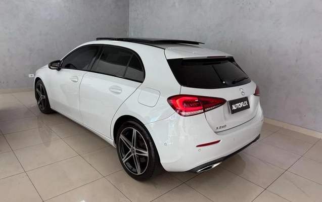 imagem-https://www.socarrao.com.br/sc-vehicle-images-prod/899561/1772646778500-7082081_0_B_50040e352c.jpeg