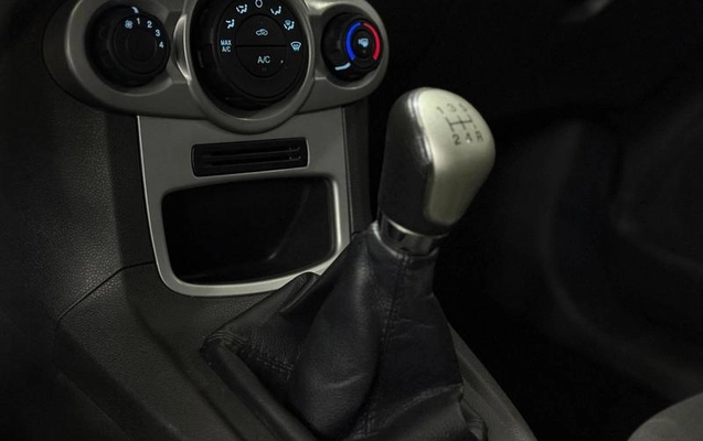 imagem-https://www.socarrao.com.br/sc-vehicle-images-prod/899563/1772646779953-7464609_1_B_9bc120f091.jpeg