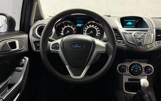 imagem-https://www.socarrao.com.br/sc-vehicle-images-prod/899563/1772646779954-7464609_6_B_14d84f57d6.jpeg