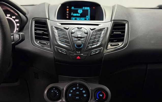 imagem-https://www.socarrao.com.br/sc-vehicle-images-prod/899563/1772646779955-7464609_10_B_b05dfce526.jpeg