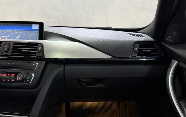 imagem-https://www.socarrao.com.br/sc-vehicle-images-prod/899570/1772646784851-7712461_14_B_32507dcc11.jpeg