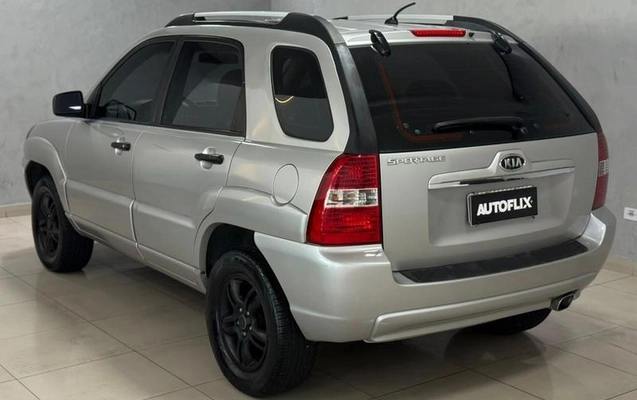 imagem-https://www.socarrao.com.br/sc-vehicle-images-prod/899571/1774046600158-7748648_7_B_95e269547e.jpeg
