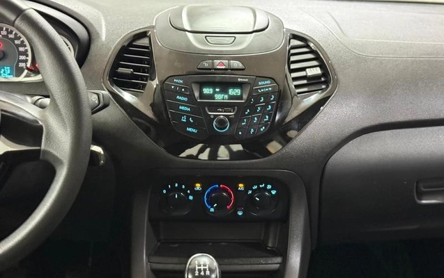 imagem-https://www.socarrao.com.br/sc-vehicle-images-prod/899572/1773510773873-7772404_3_B_1fa09a127c.jpeg