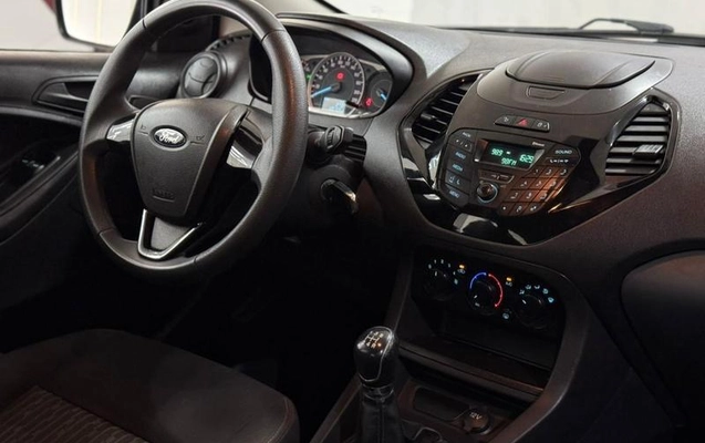 imagem-https://www.socarrao.com.br/sc-vehicle-images-prod/899572/1773510773876-7772404_8_B_0be3fc442f.jpeg