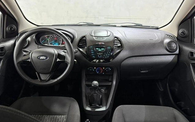 imagem-https://www.socarrao.com.br/sc-vehicle-images-prod/899572/1773510773878-7772404_9_B_df2c73009f.jpeg