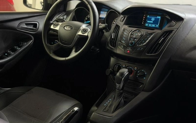 imagem-https://www.socarrao.com.br/sc-vehicle-images-prod/899574/1772646787534-7824533_3_B_7bf560c5d2.jpeg
