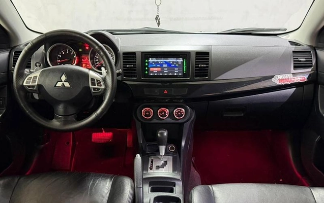 imagem-https://www.socarrao.com.br/sc-vehicle-images-prod/899575/1772744611232-7830683_10_B_ef8b4548f5.jpeg