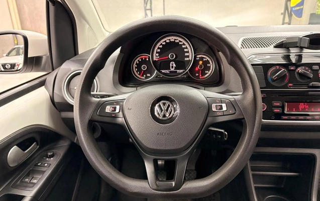imagem-https://www.socarrao.com.br/sc-vehicle-images-prod/899923/1787592448131-7863624_13_B_a6cd849293.jpeg