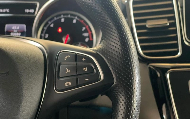 imagem-https://www.socarrao.com.br/sc-vehicle-images-prod/900253/1785768940929-7862858_17_B_a25a8558e5.jpeg