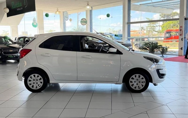 imagem-https://www.socarrao.com.br/sc-vehicle-images-prod/900318/1785768868734-7847831_5_B_c58e50fac7.jpeg