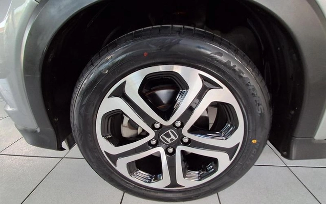 imagem-https://www.socarrao.com.br/sc-vehicle-images-prod/900358/1778094046344-7864293_9_B_65e36cb2c9.jpeg