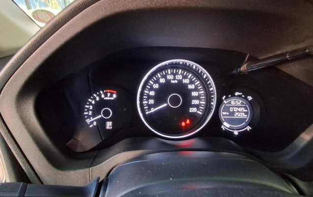 imagem-https://www.socarrao.com.br/sc-vehicle-images-prod/900358/1778094046348-7864293_11_B_c7ad8d0ac2.jpeg