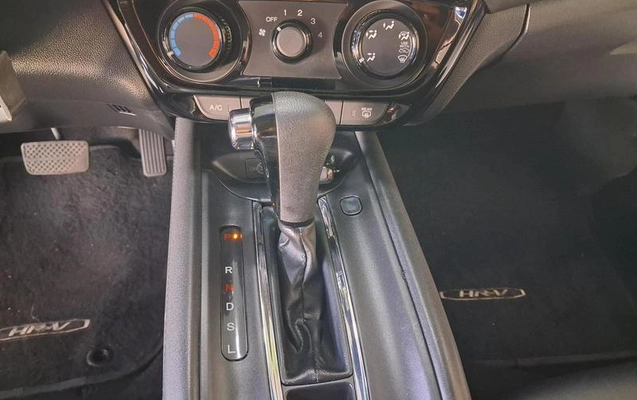 imagem-https://www.socarrao.com.br/sc-vehicle-images-prod/900358/1778094046362-7864293_19_B_a549684c52.jpeg