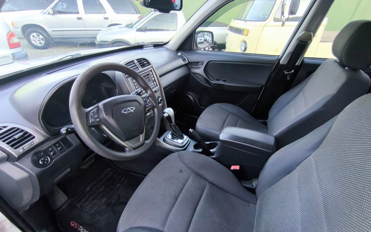 imagem-https://www.socarrao.com.br/sc-vehicle-images-prod/900503/1772661781654-SU1HXzIwMjYwMzA0XzE4MDIxMyAoQ29weSkuanBn.jpg