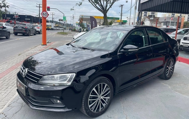 imagem-https://www.socarrao.com.br/sc-vehicle-images-prod/900920/1772711567547-7f6b747be94346178f44fbf13cd4da7b_1772711517579.jpeg