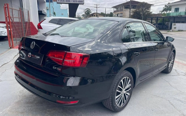 imagem-https://www.socarrao.com.br/sc-vehicle-images-prod/900920/1772711567550-24d1e8025a5946c5b249090a83beb8c3_1772711518568.jpeg