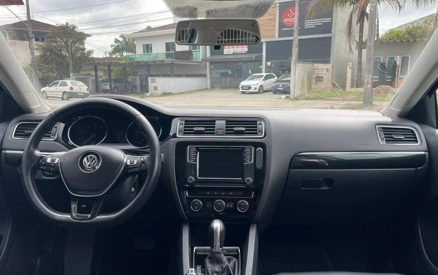 imagem-https://www.socarrao.com.br/sc-vehicle-images-prod/900920/1772711567559-6d3d53ec190246fea8987d34bdd40704_1772711521548.jpeg