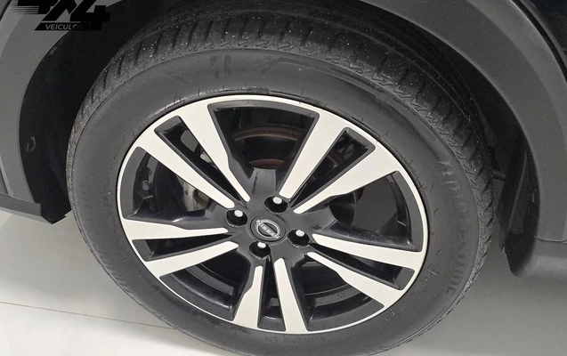 imagem-https://www.socarrao.com.br/sc-vehicle-images-prod/900993/1789408722242-7f12a678d14e4690be1a5b1292b6a5af_1773153218966.jpg