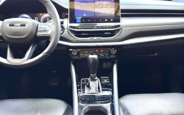 imagem-https://www.socarrao.com.br/sc-vehicle-images-prod/901689/1772719347753-5_043551.jpg