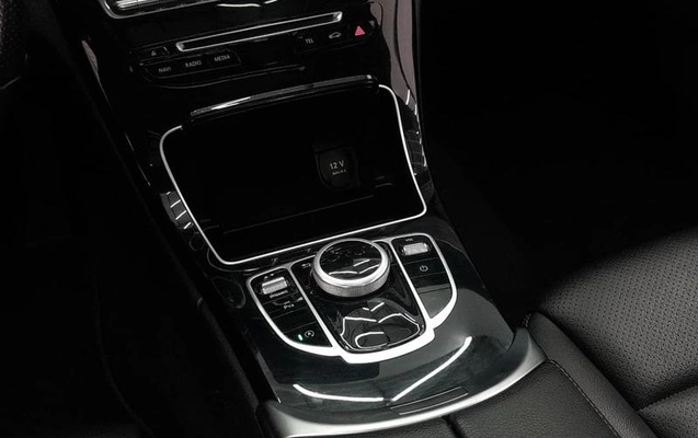 imagem-https://www.socarrao.com.br/sc-vehicle-images-prod/901798/1786719753424-7450975_7_B_d2eafa92a3.jpeg