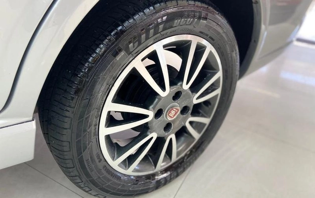 imagem-https://www.socarrao.com.br/sc-vehicle-images-prod/901849/1787237950848-7769333_0_B_fbc7819afb.jpeg