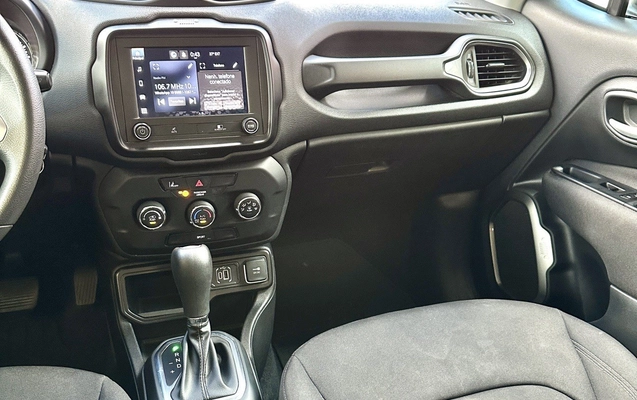 imagem-https://www.socarrao.com.br/sc-vehicle-images-prod/902035/1772727210740-7_020119.jpg