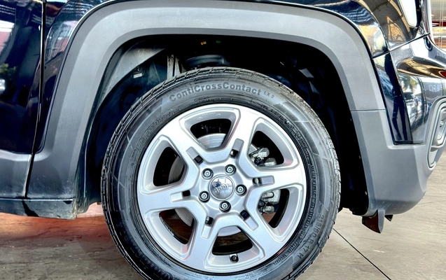 imagem-https://www.socarrao.com.br/sc-vehicle-images-prod/902063/1772727747126-5_082051.jpg