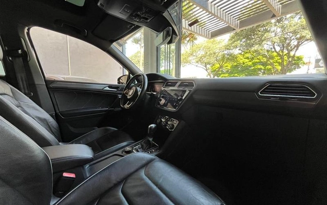 imagem-https://www.socarrao.com.br/sc-vehicle-images-prod/902139/1779300023084-7835189_10_B_3775a14a5a.jpeg