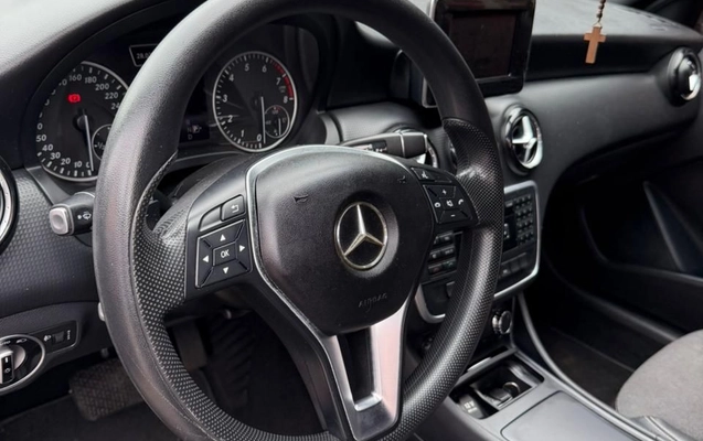 imagem-https://www.socarrao.com.br/sc-vehicle-images-prod/902148/1775143253807-gb-e5fd620.jpeg